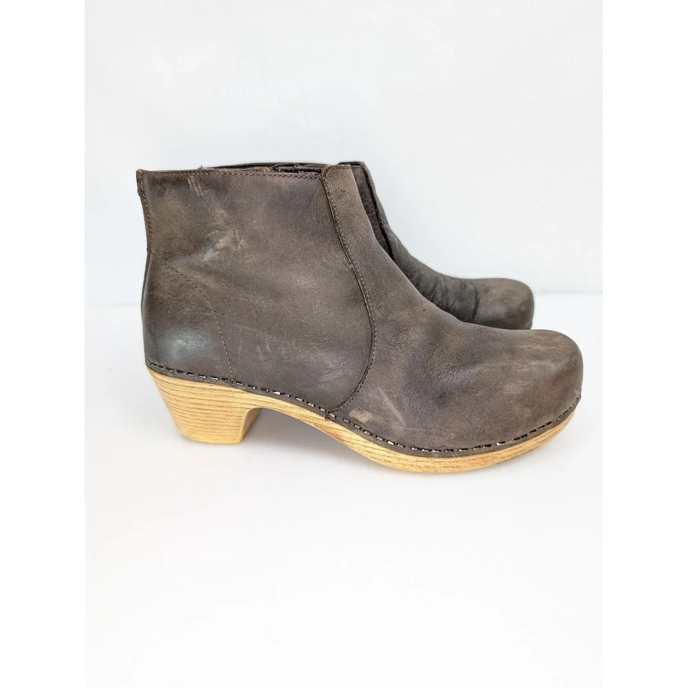 Y2K Dansko Leather Ankle Clog Boots‎ Size 38 7.5 Brown Wood Block Chunky Heel